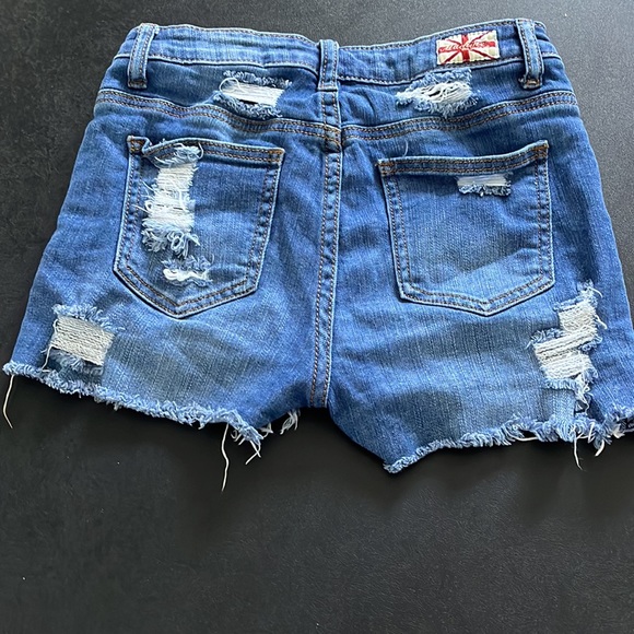 Machine Distressed Jean Shorts - Picture 2 of 3